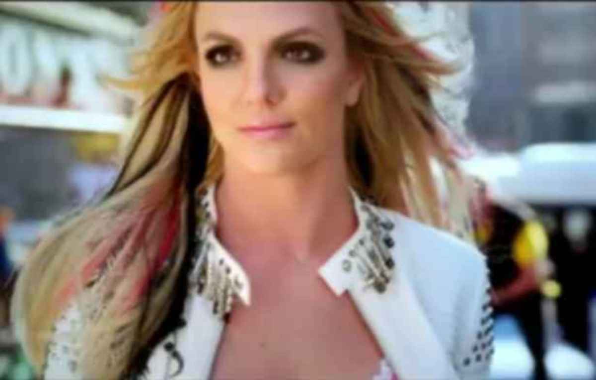 Η Britney τα έβαλε με τους παπαράτσι