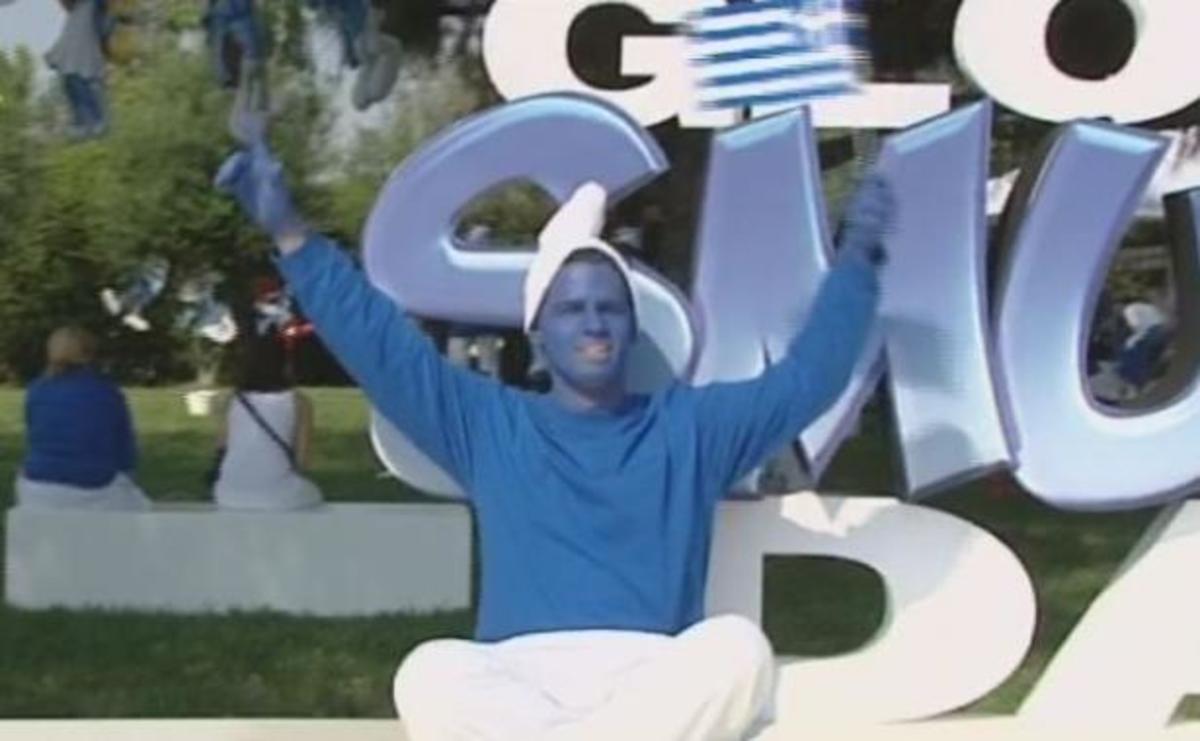 Βάφτηκαν μπλε…και μπήκαν στο ρεκόρ Guinness