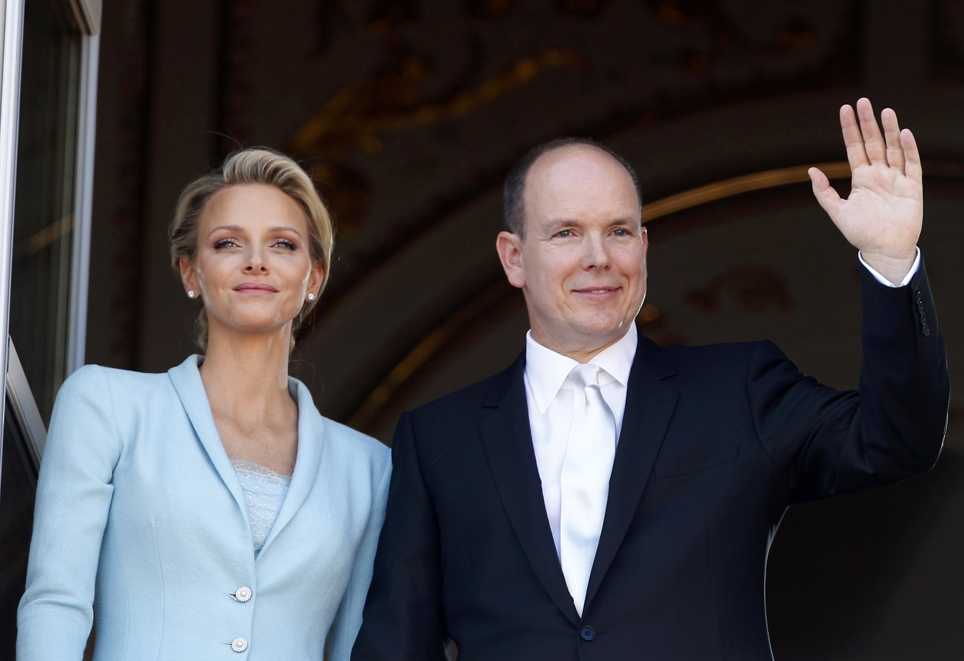 Οι τηλεθεατές ζουν ξανά το πριγκιπικό όνειρο με το γάμο Αλβέρτου-Charlene