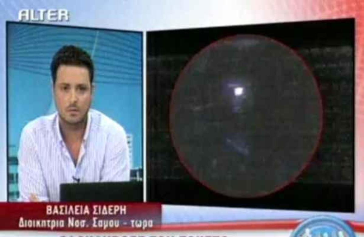 Ολοκλήρωσε τον τοκετό με φως από κινητά και μπρελόκ