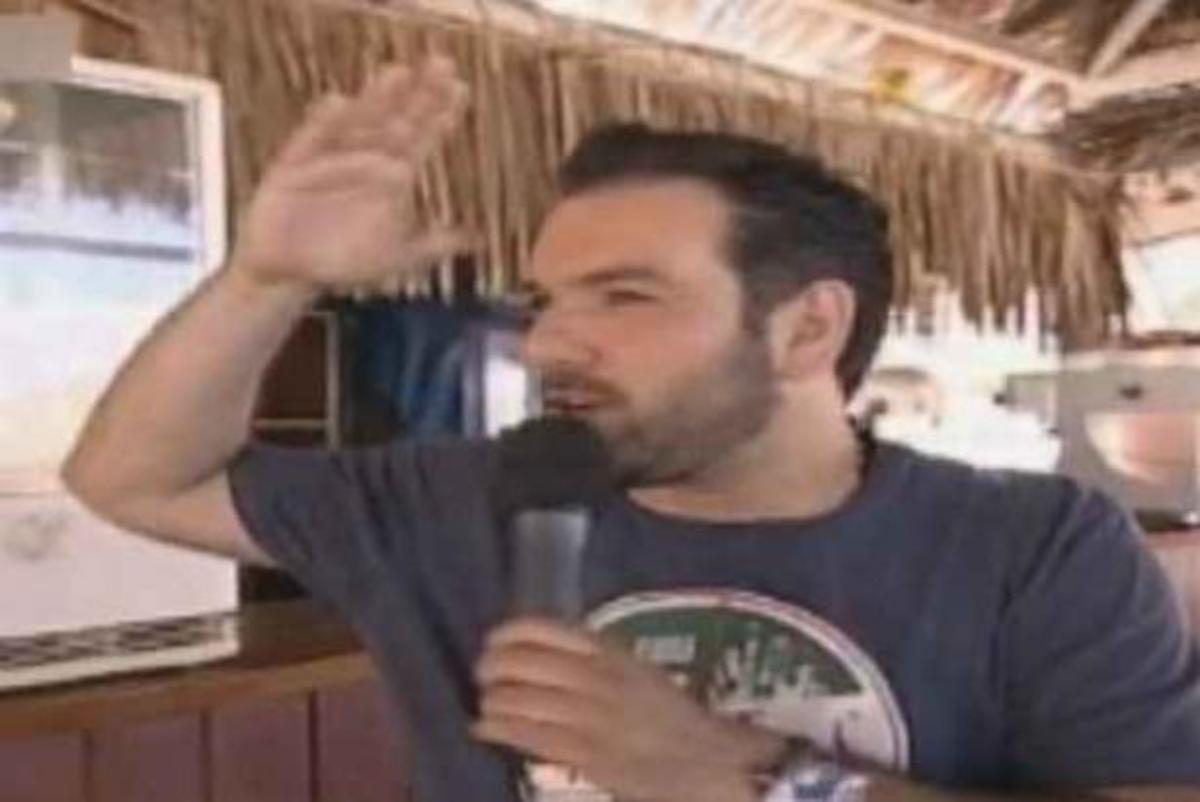 Ο Γρηγόρης έγινε μπαρμαν στην Χαλκιδική