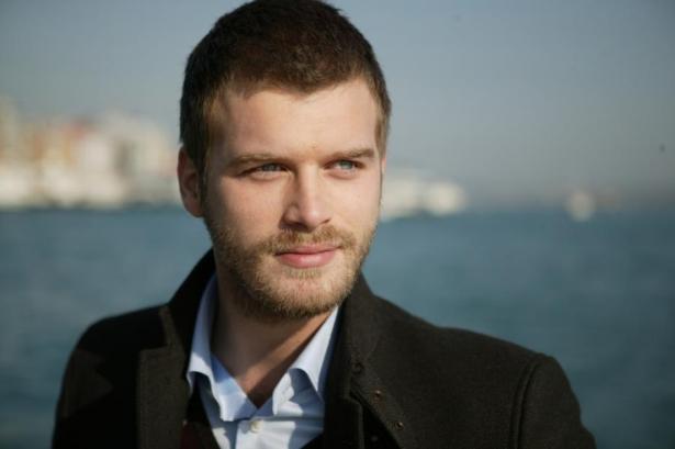 Μια παράτολμη απόφαση της Μενεξέ αλλάζει τα δεδομένα