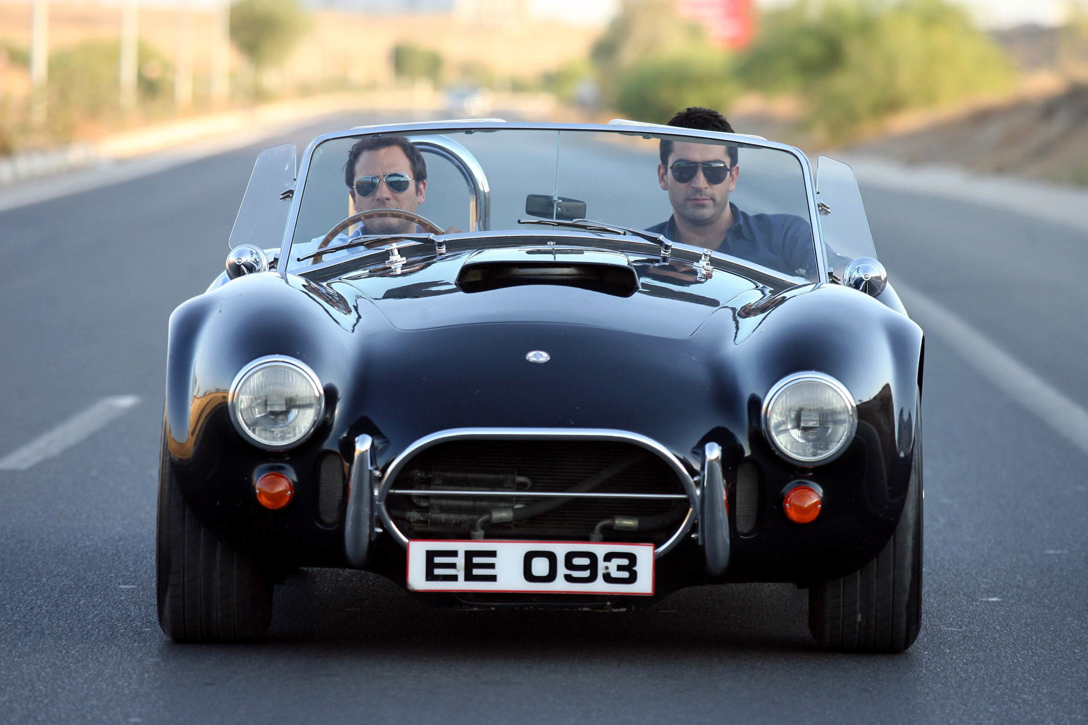 Ο Εζέλ και ο Τζεγκίζ έρχονται πρόσωπο με πρόσωπο