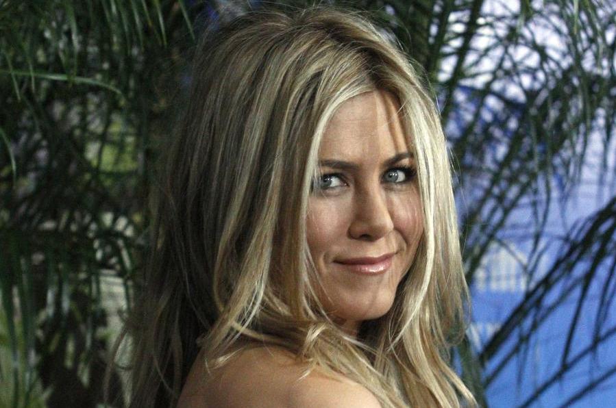 H Jennifer Aniston νοικοκυρεύεται – Νοίκιασε σπίτι μαζί με το νέο αγαπημένο της