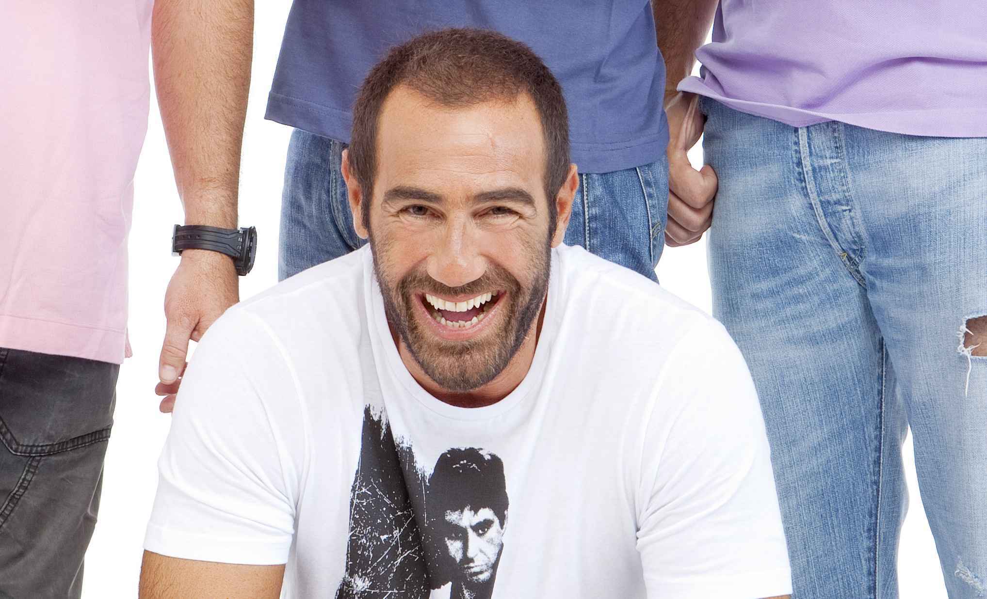 Στην Τουρκία για εμφύτευση μαλλιών ο Αντώνης Κανάκης
