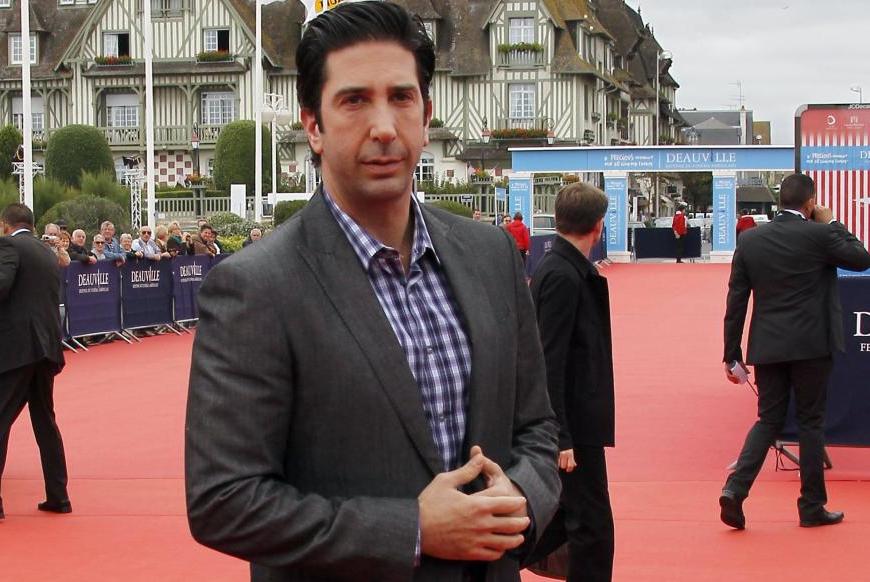 O Ross από τα “Φιλαράκια” ανανέωσε τους όρκους με τη σύζυγό του – Παρών ήταν και ο τηλεοπτικός Joey