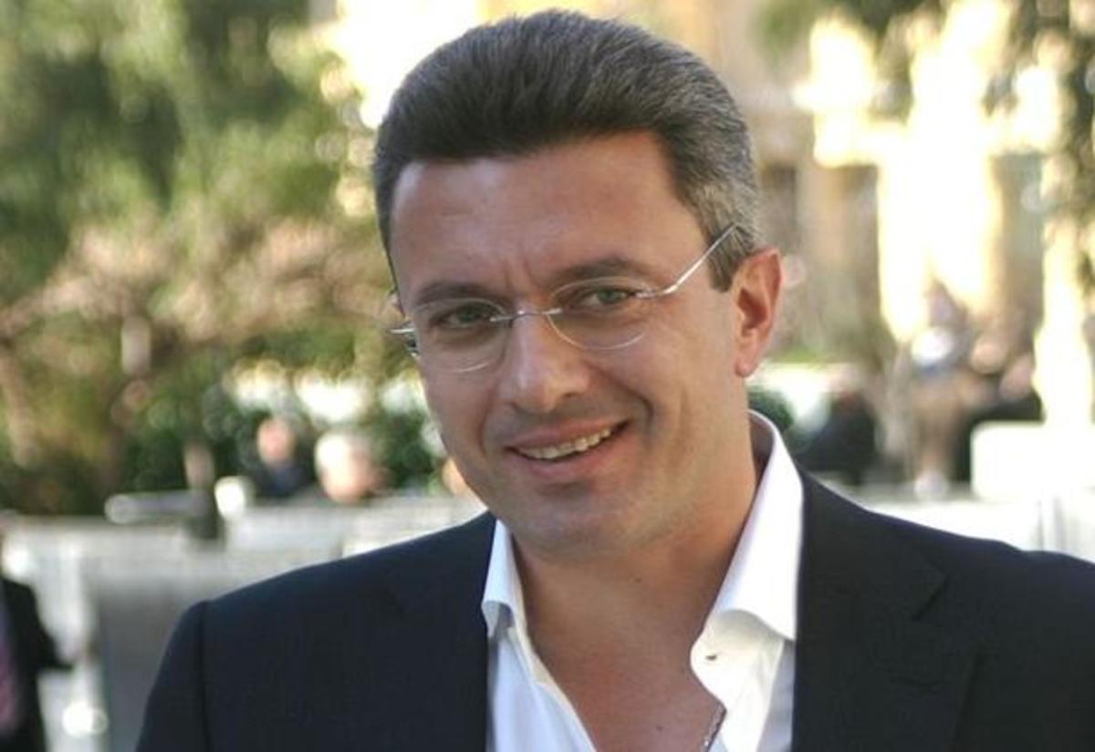 “Γυρίζω κι ο Θεός να βάλει το χέρι του…”