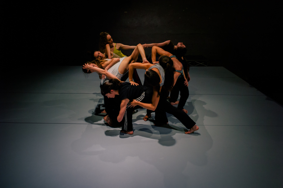 Παράσταση χορού Sync: Από το εγώ στο εμείς