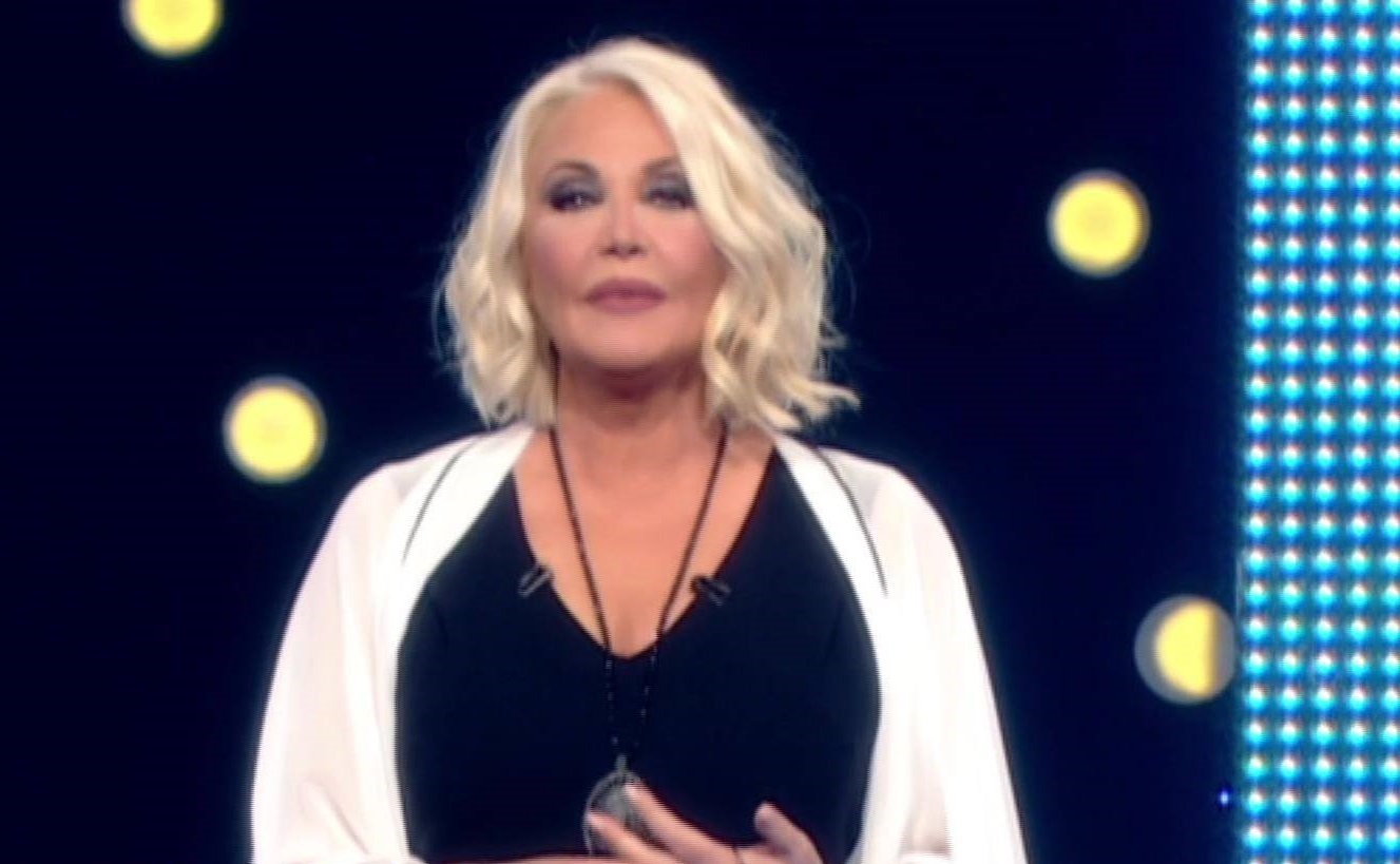 Ρούλα Κορομηλά