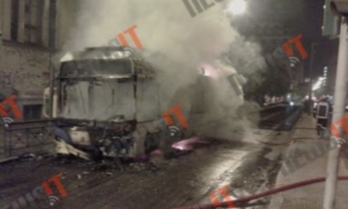 Τρέμουν για νέες επιθέσεις σε λεωφορεία και τρόλεϊ! Ποια δρομολόγια διακόπτονται