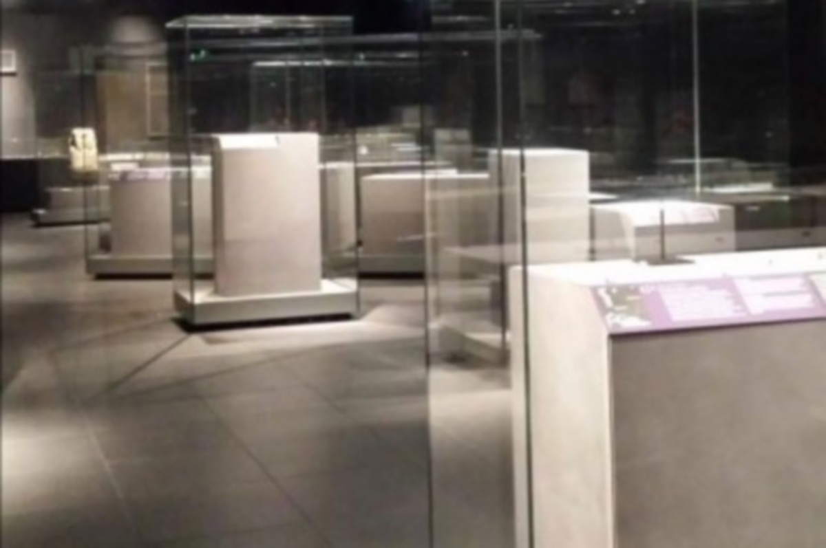 Οι πρώτες εικόνες του… “άδειου” Λούβρου! Θα ξεπεράσει τα 6μ. η στάθμη του Σηκουάνα!