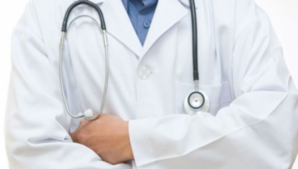 Θεσσαλονίκη: Νέος σάλος για τον γιατρό που ασέλγησε στην 4χρονη κόρη του