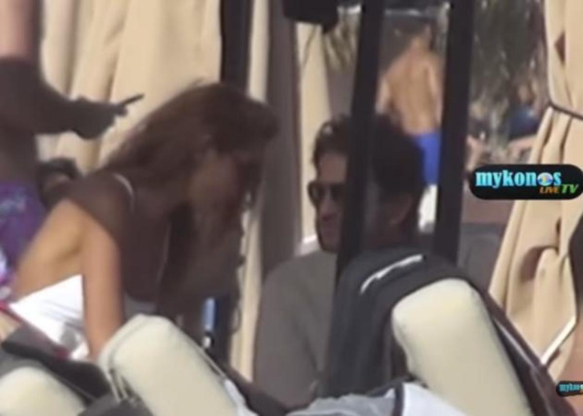 Gerard Butler: Η σέξι κοκκινομάλλα που έπιασε κουβέντα μαζί του στη Μύκονο!