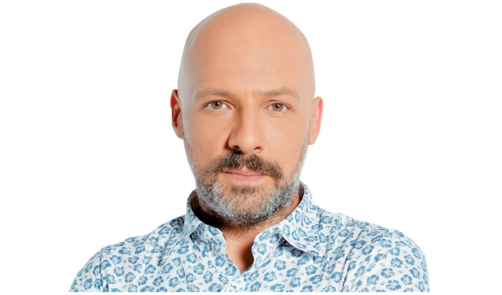 Νίκος Μουτσινάς