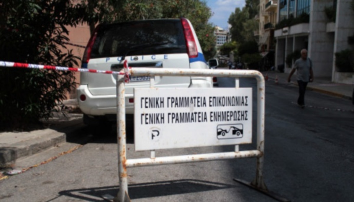 Τηλεοπτικές άδειες: Χάος με ενστάσεις για τα παράβολο των 3 εκατ. ευρώ – Τι απαντά ο Καλογρίτσας για την προθεσμία