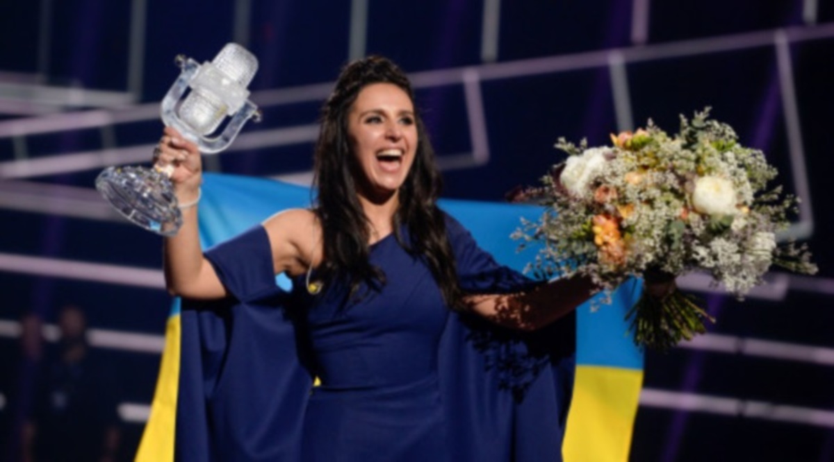 Η Ουκρανή νικήτρια της Eurovision σε ναζιστικό φεστιβάλ! [pics]