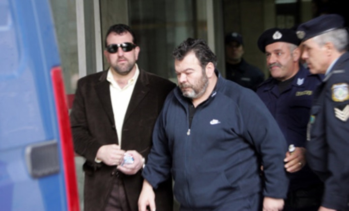 Στεφανάκος: Τσούλες της δημοσιογραφίας και της ασφάλειας