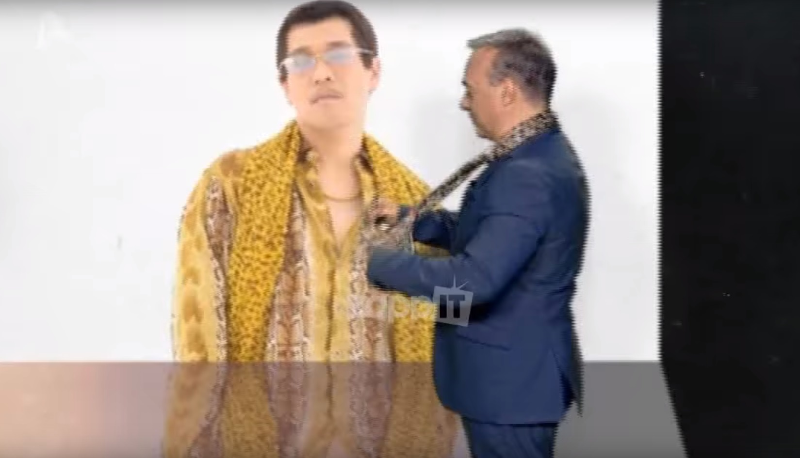 Η… τελειότερη στιγμή στο Βράδυ: O Φώτης Σεργουλόπουλος χόρεψε το “apple pen” [vid]