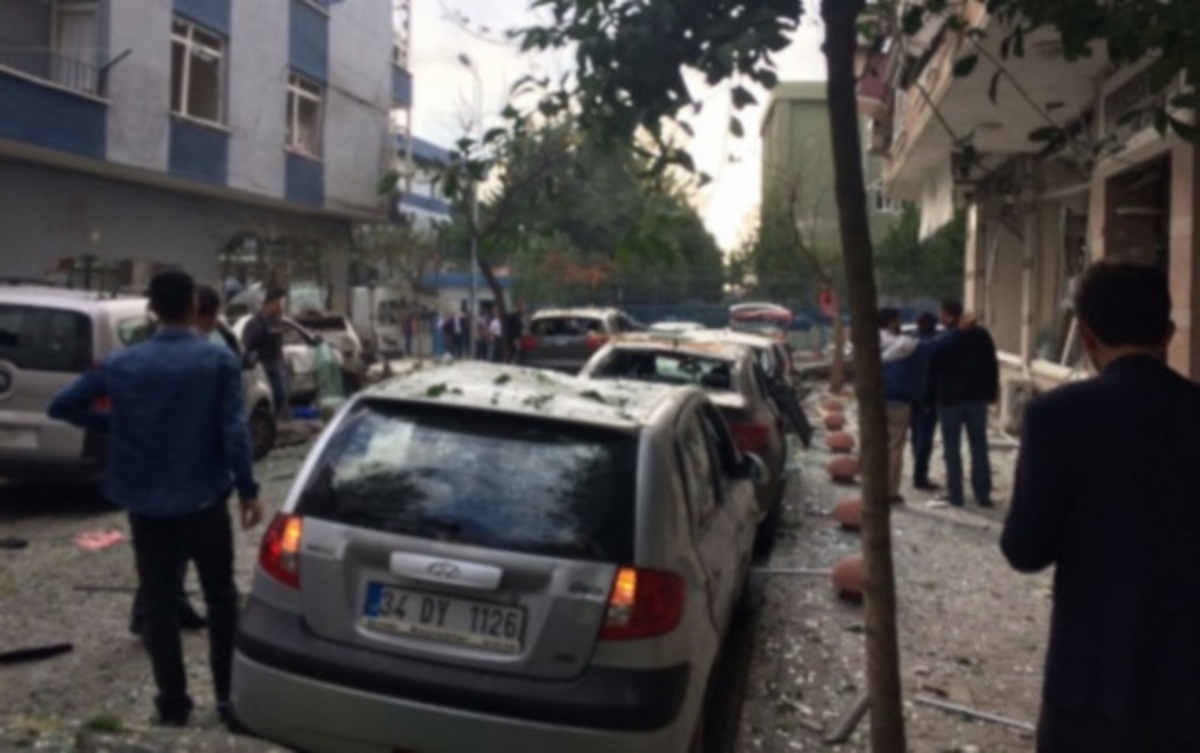 Έκρηξη στην Κωνσταντινούπολη! Φόβοι για θύματα [pics, vid]