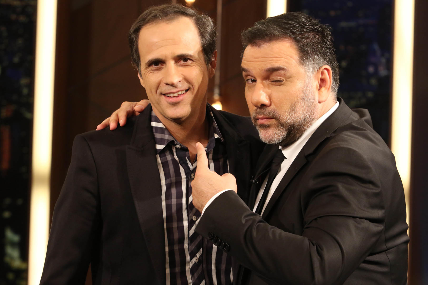 The 2night show: Ποιους θα δούμε απόψε στον Γρηγόρη Αρναούτογλου;