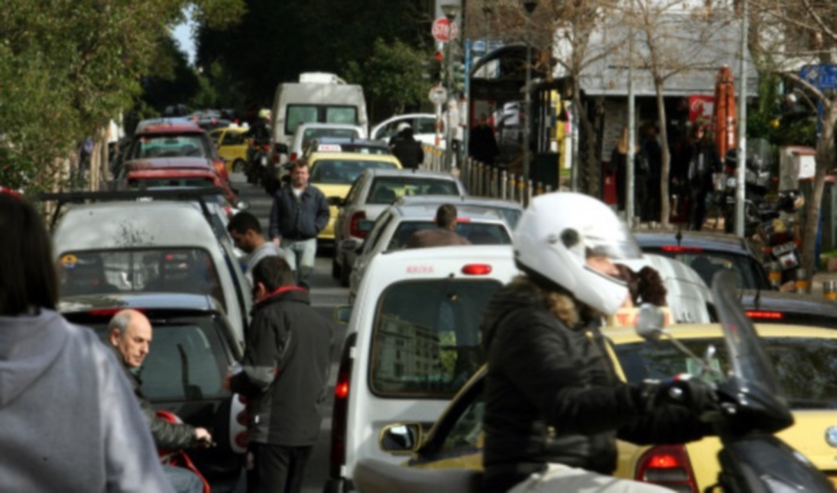 Τέλη κυκλοφορίας 2017: Μειώσεις ως 500 ευρώ και αυξήσεις για 1.200.000 ιδιοκτήτες