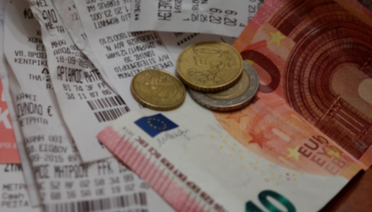 Αποδείξεις: Πετάξτε τις για το 2016 – Τι θα γίνει με τα τέλη κυκλοφορίας