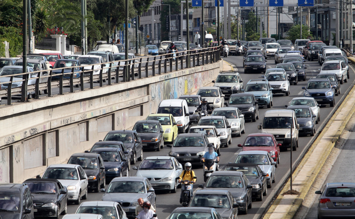 Τέλη κυκλοφορίας 2017: Ποσά βάσει ρύπων και κυβικών [Πίνακας]