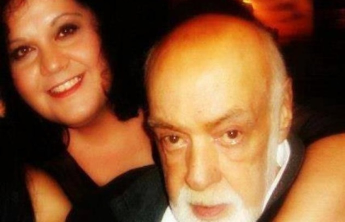 Έξαλλη η Μαίρη Μπάρκουλη για το πρόβλημα του ηθοποιού Σταύρου Μαυρίδη: “Άχρηστα τομάρια”…