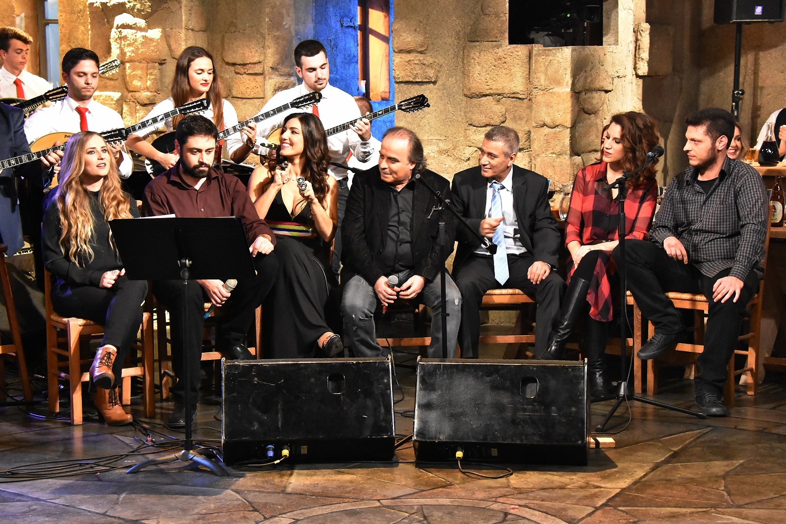 Στην υγειά μας ρε παιδιά: Αφιέρωμα στο ρεμπέτικο τραγούδι