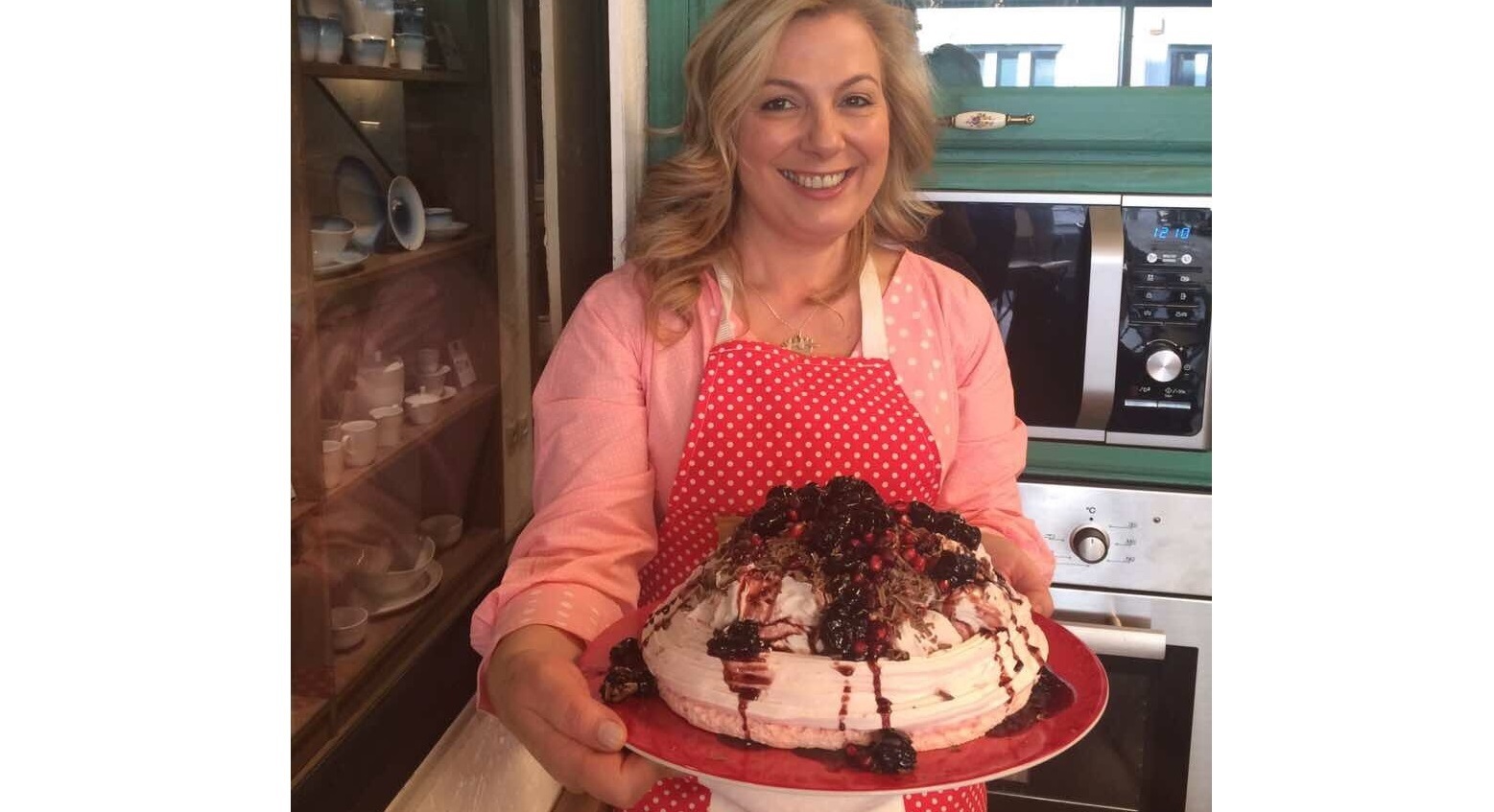 Ντίνα Νικολάου