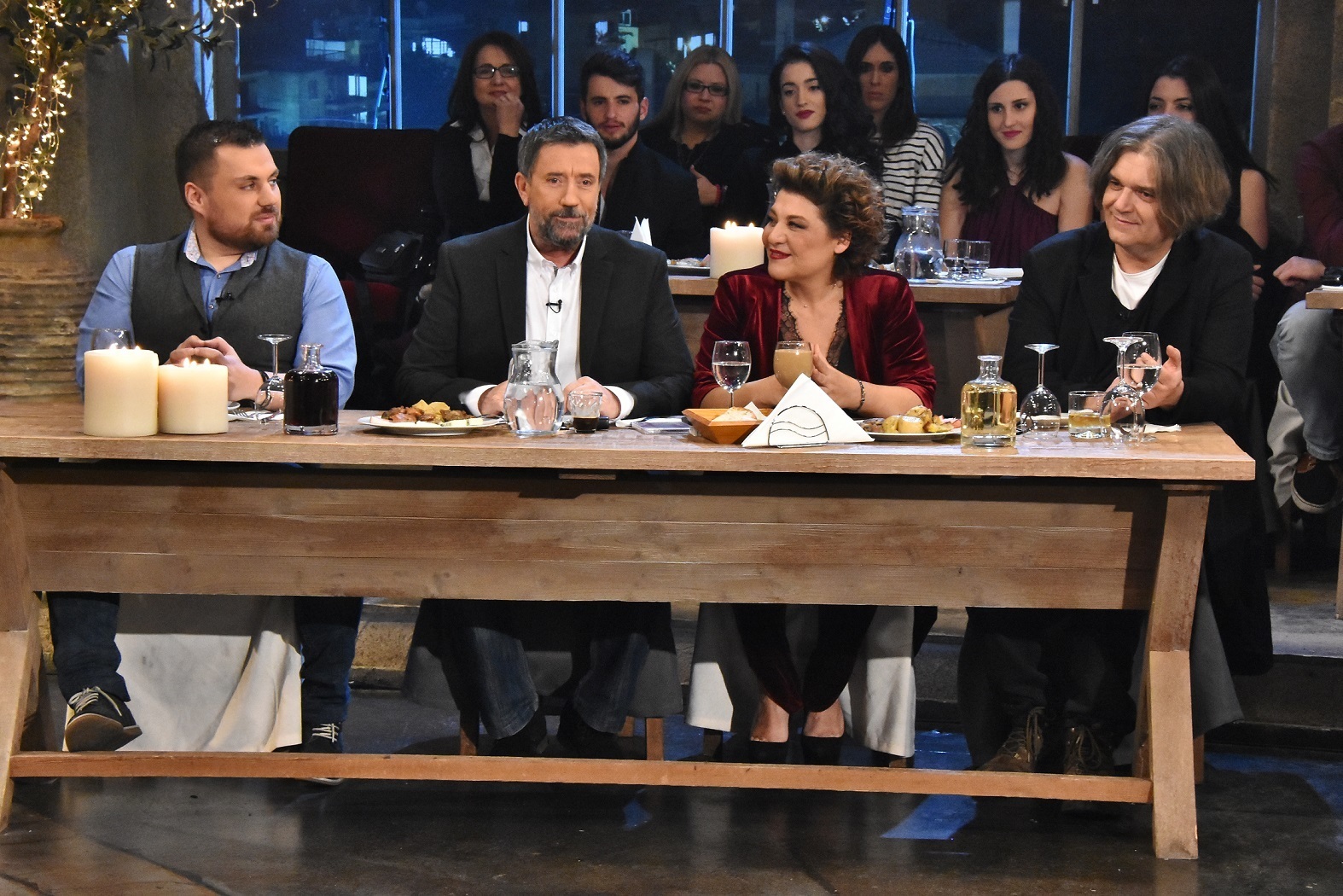 Στην υγειά μας ρε παιδιά  Ιανουαρίου