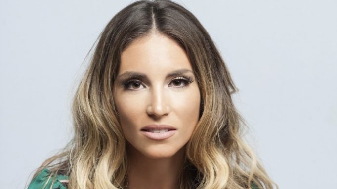 Αθηνά Οικονομάκου: «Είχε πάθει μαζί μου εμμονή, είχε γίνει ...