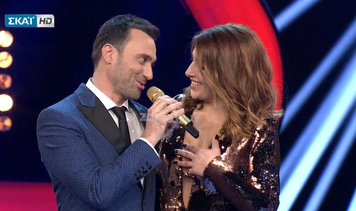 Έλενα Παπαρίζου