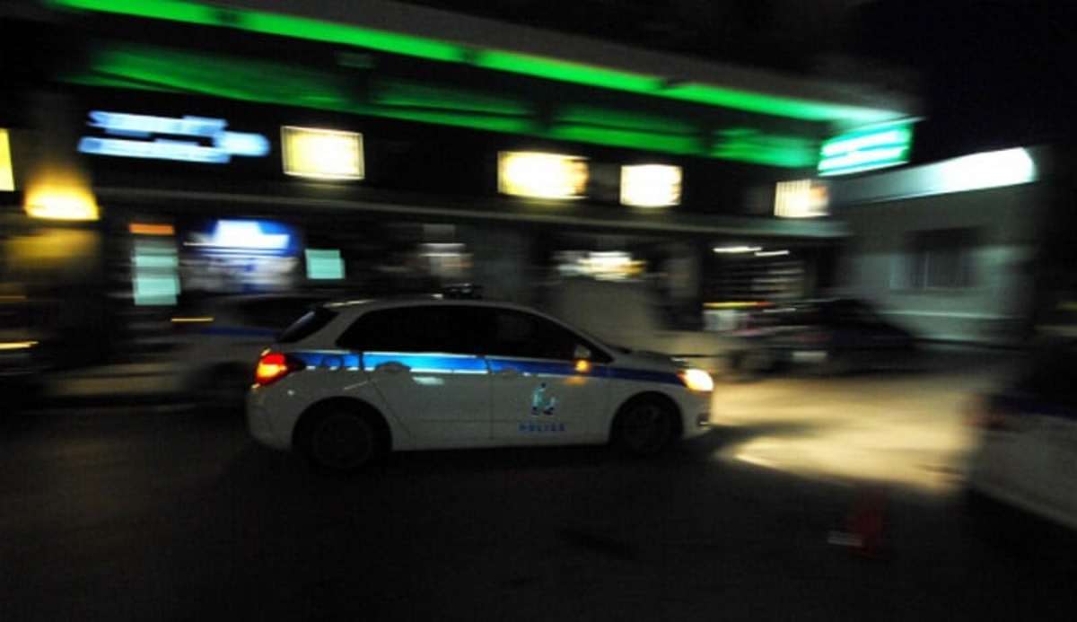 Τρόμος για νεαρό ζευγάρι στα Λιμανάκια της Βουλιαγμένης! Πυροβόλησαν τον 29χρονο