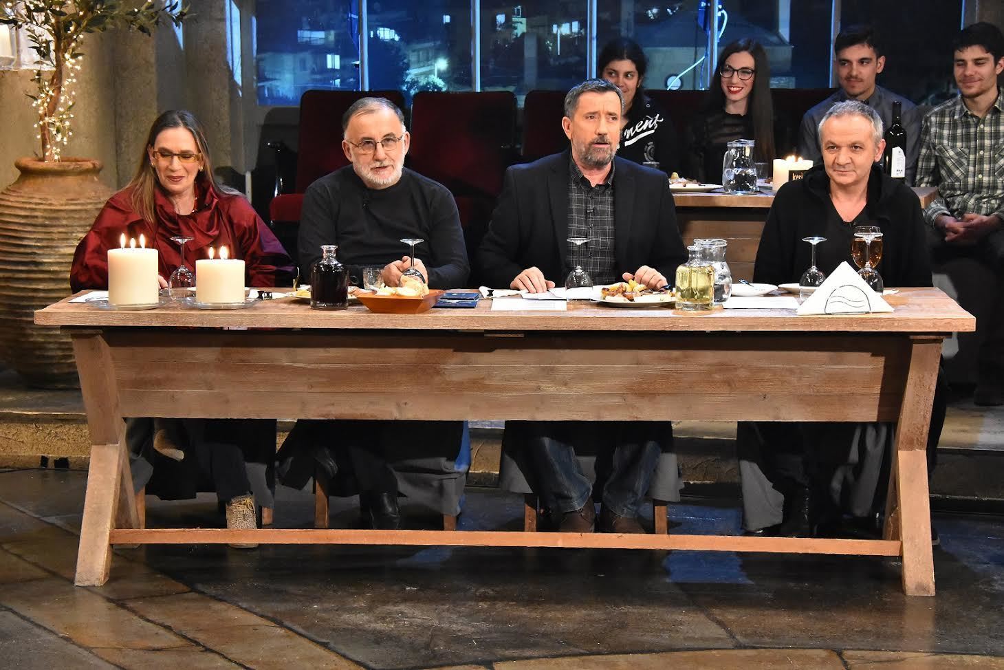 Στην υγειά μας ρε παιδιά