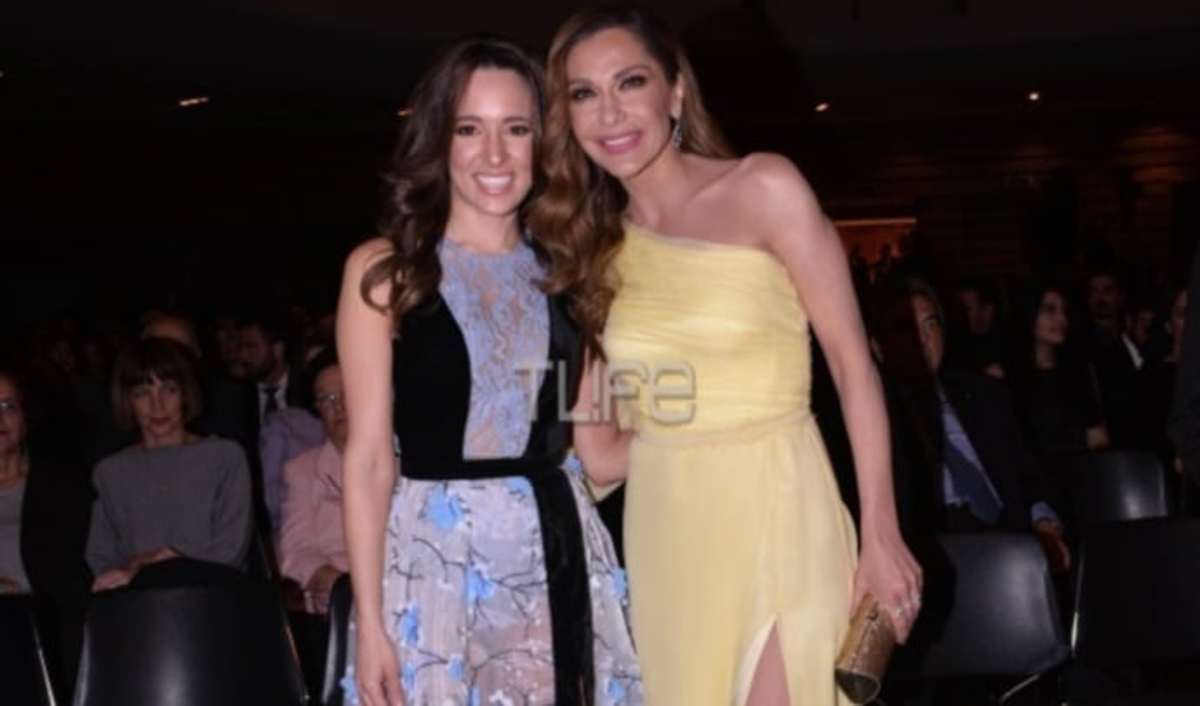 Εντυπωσιακές εμφανίσεις στα βραβεία “Γυναίκες της Χρονιάς 2017” [pics]