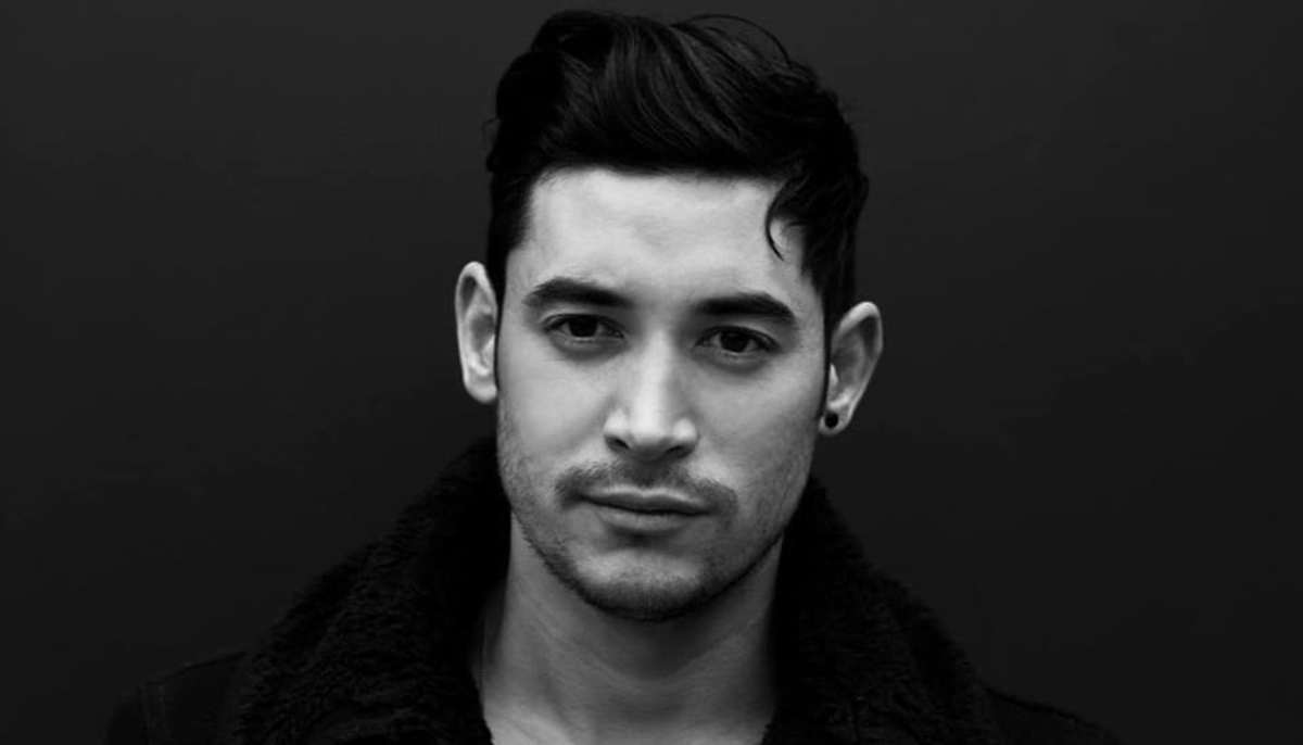 Φυλάκιση για τον DJ DaxJ! Έκανε… χορευτική την προσευχή των μουσουλμάνων!