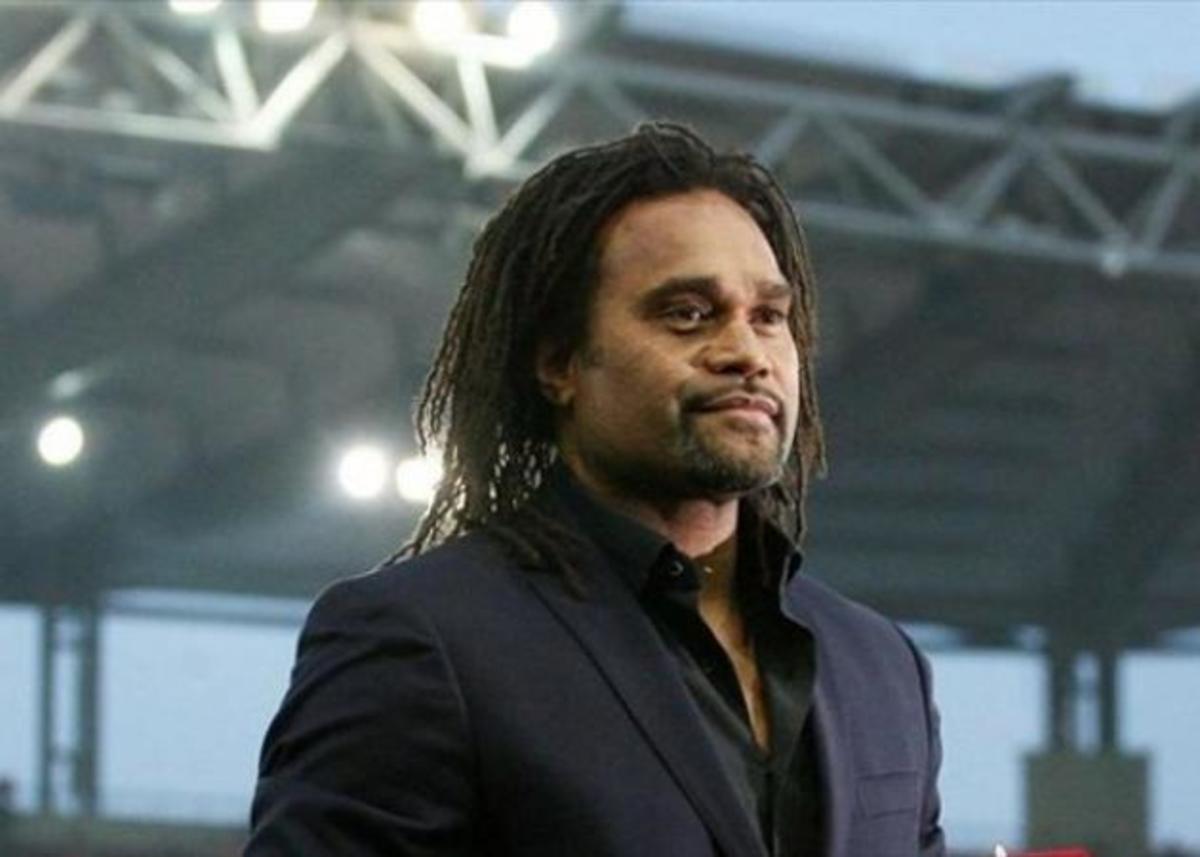 Κριστιάν Καρεμπέ: Παντρεύτηκε χθες στο Δημαρχείο Πειραιά 26χρονη καλλονή! [pics]