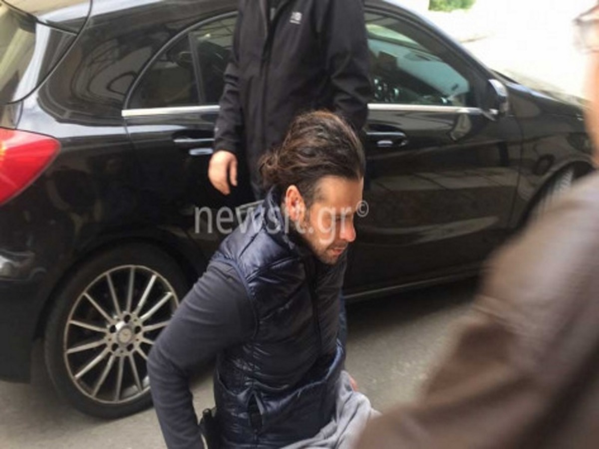 Έγκλημα στο Μοσχάτο: Ο Βασίλης Τσαγκάρης “έσπασε” τη σιωπή του! Φυλακισμένος μέσα στο σπίτι του