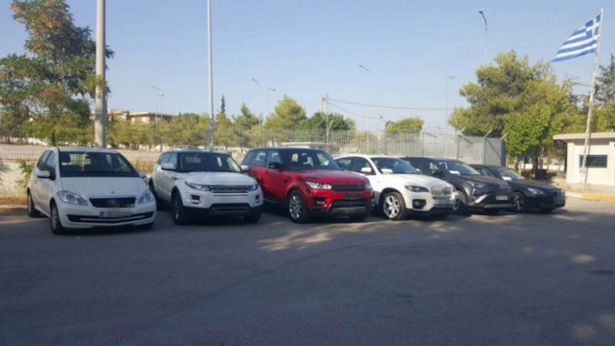 Νέες αποκαλύψεις για τη σπείρα που έκλεβε πολυτελή αυτοκίνητα – Το σχέδιο με τον “ντελιβερά”