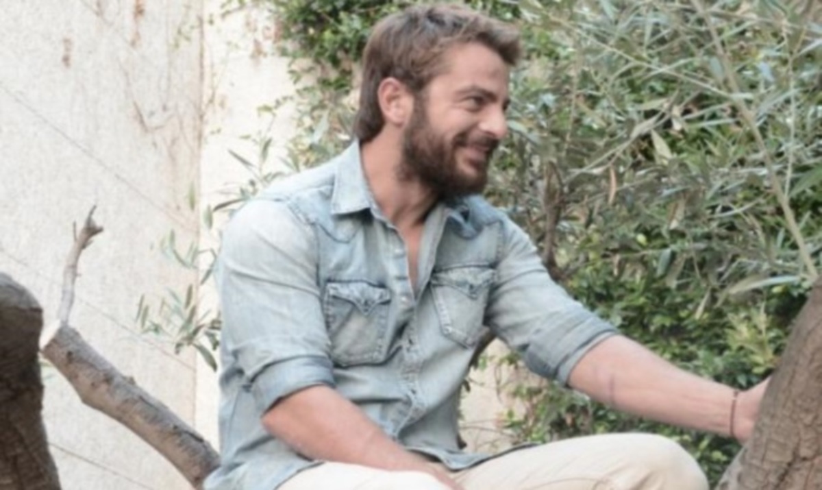 Γιώργος Αγγελόπουλος: Η backstage φωτογραφία από την πρώτη του μεγάλη συνέντευξη! [pics]