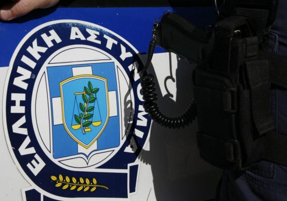 Κάρπαθος: Την έγδυσαν και τη χλεύαζαν – Καταγγελίες «φωτιά» κατά αστυνομικών
