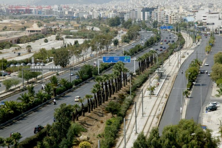 Κόλαση στην παραλιακή – Ουρές χιλιομέτρων