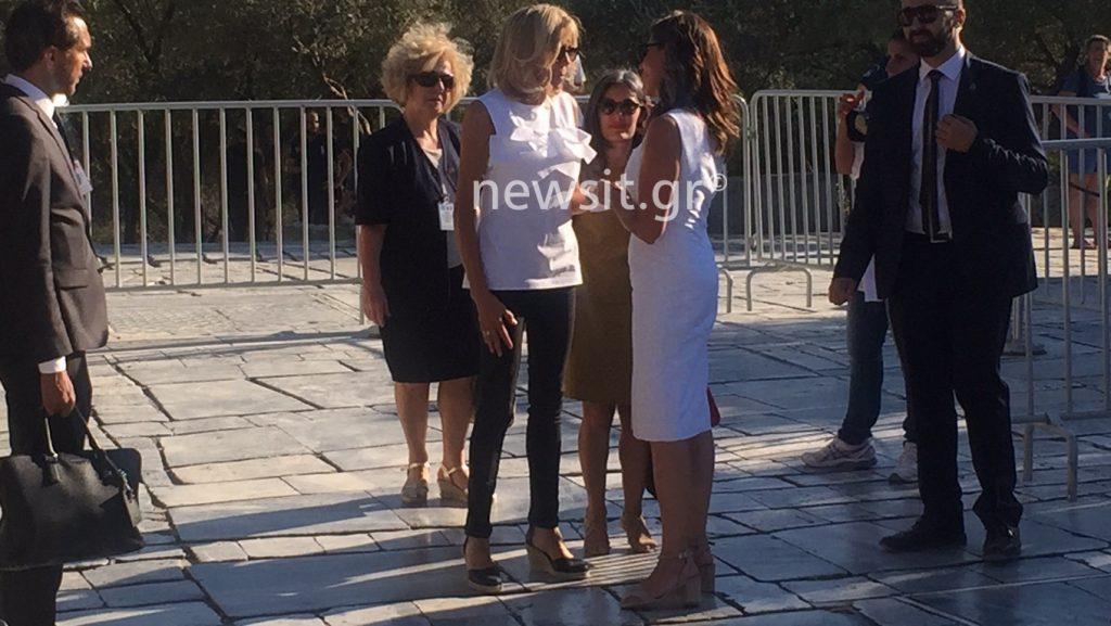 Μπριζίτ Τρονιέ στην Ακρόπολη: Η αποκάλυψη που έκανε στην Μπέτυ Μπαζιάνα [pics, vid]
