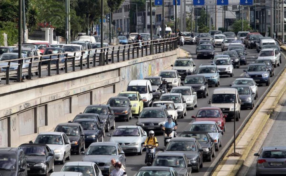 Τέλη κυκλοφορίας 2018: Αλλάζουν όλα! Για ποια ΙΧ αυξάνονται τα τέλη, για ποια μειώνονται