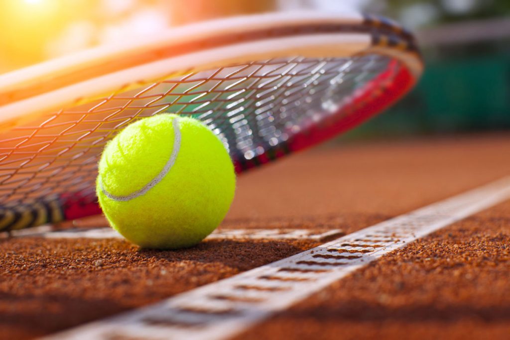 Les Raquettes Tennis Academy