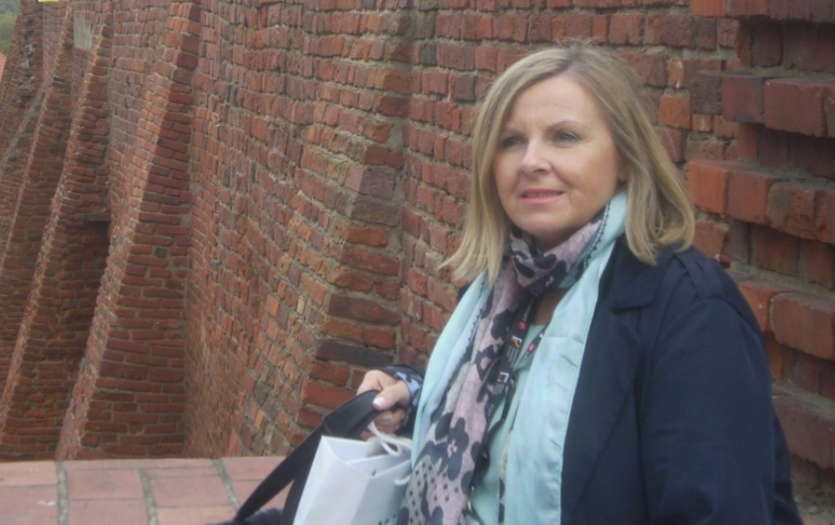 Άννα Χατζησοφιά