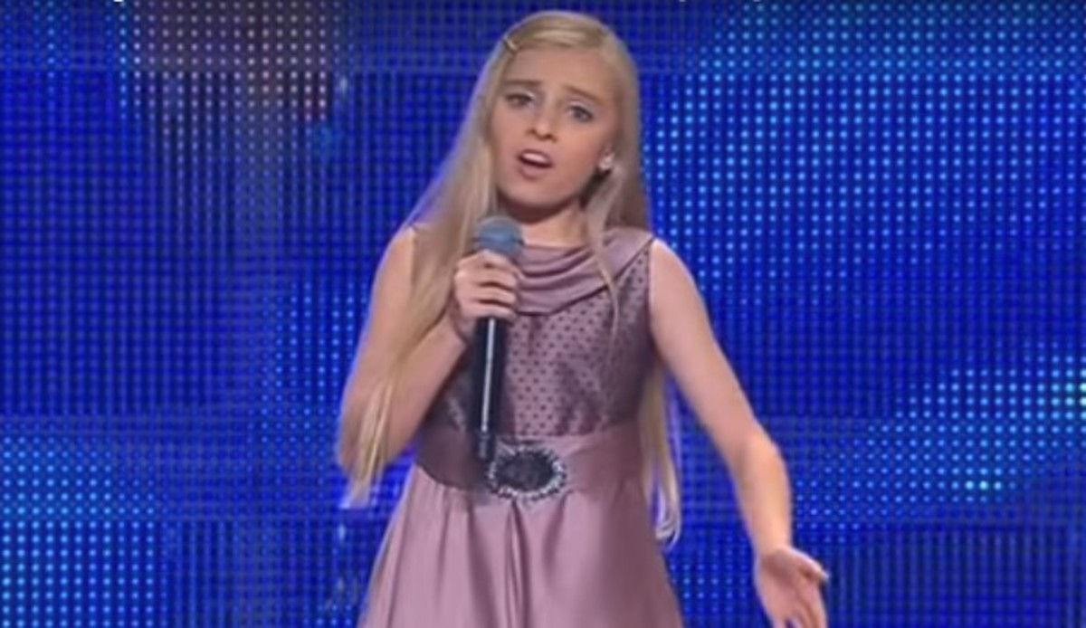 Ανέβηκε στη σκηνή του «έχεις ταλέντο» και καθήλωσε κοινό και κριτές [vid]