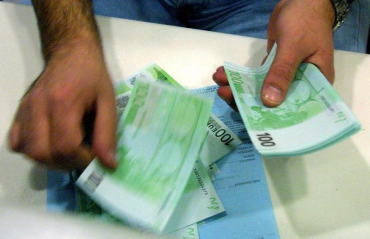 Δώσε το ακίνητο και σβήσε τα χρέη! Τα νέα «τρικ» των τραπεζών για τα κόκκινα δάνεια