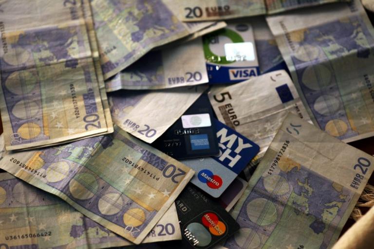 Λοταρία: Καλά Χριστούγεννα! Έγιναν οι πρώτες κληρώσεις – Έχετε… μήνυμα στο Taxisnet!